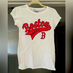 Boston Red Sox white ladies cap sleeve size Medium